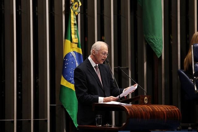 O deputado Thames Mendes em discurso na Câmara - Foto: Orlando Brito